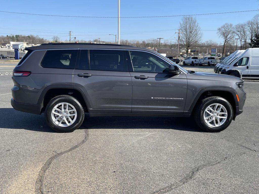 new 2025 Jeep Grand Cherokee L car, priced at $35,175