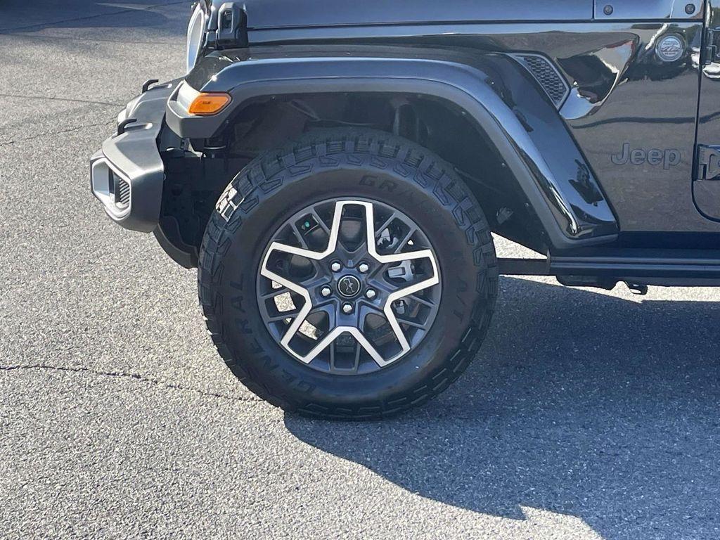 new 2025 Jeep Wrangler car, priced at $53,490