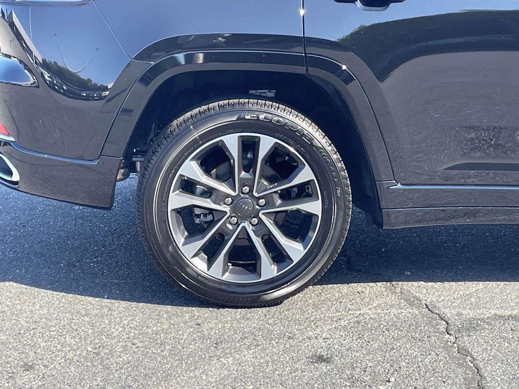 new 2025 Jeep Grand Cherokee car, priced at $54,120