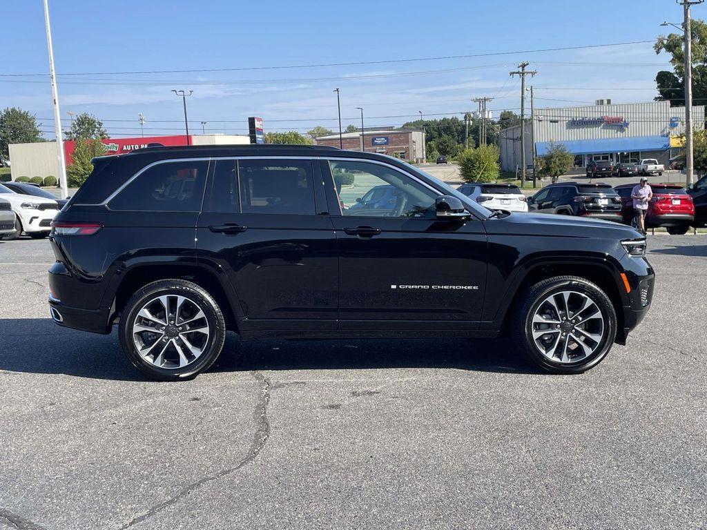 new 2025 Jeep Grand Cherokee car, priced at $54,120