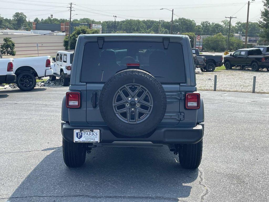 new 2025 Jeep Wrangler car, priced at $41,995