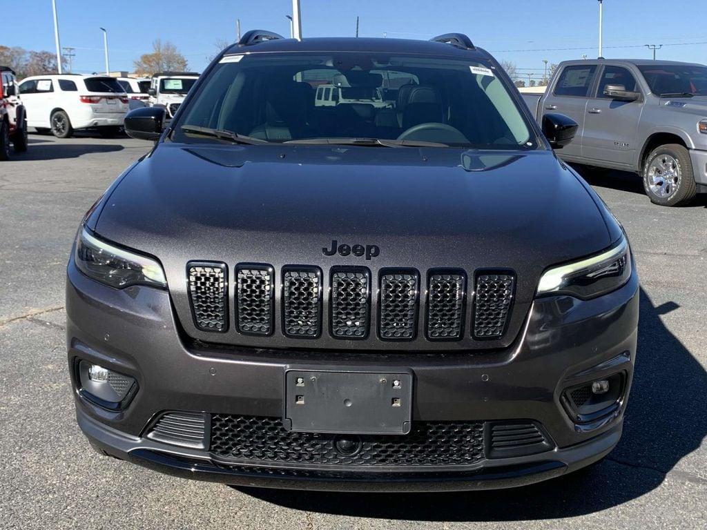 used 2023 Jeep Cherokee car, priced at $25,555