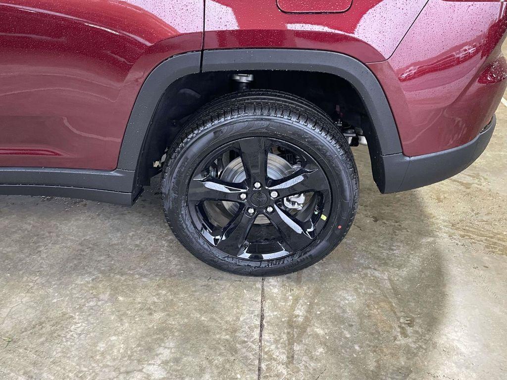 new 2025 Jeep Grand Cherokee car, priced at $48,405