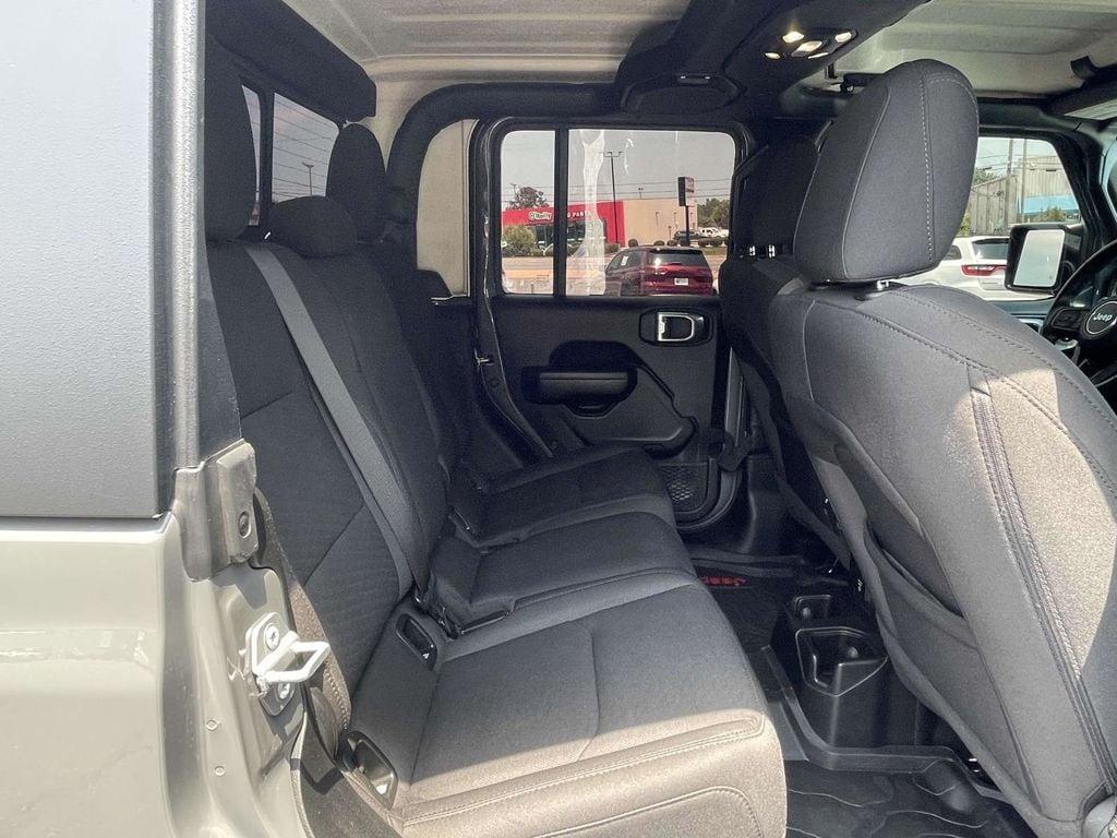used 2021 Jeep Gladiator car, priced at $34,000