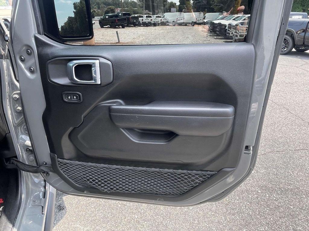 used 2021 Jeep Gladiator car, priced at $34,000