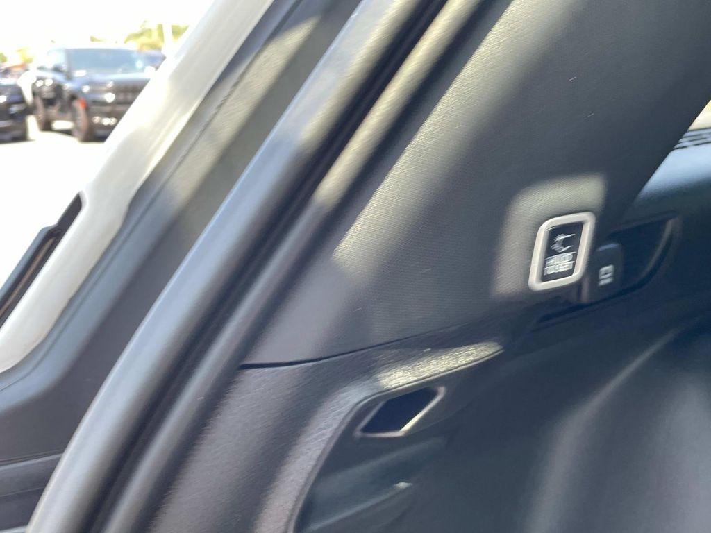 new 2025 Jeep Grand Cherokee car, priced at $45,745