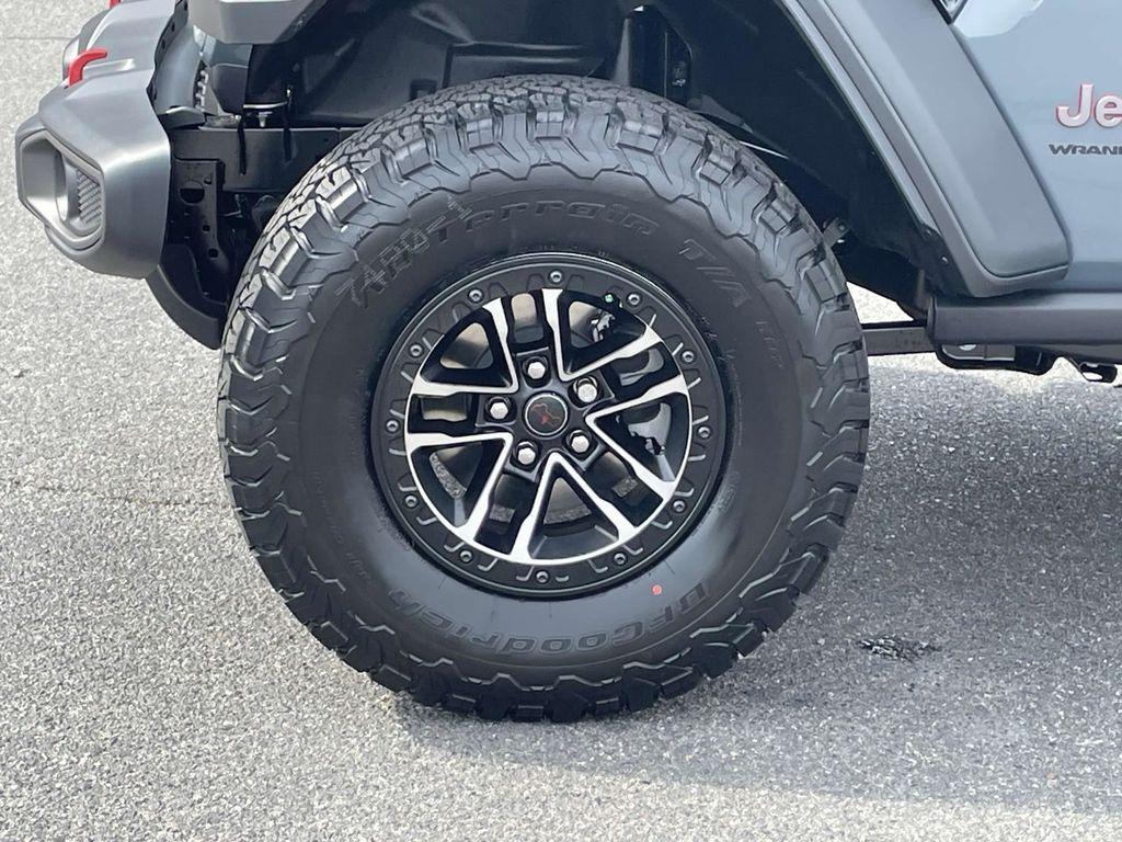 new 2025 Jeep Wrangler car, priced at $66,533