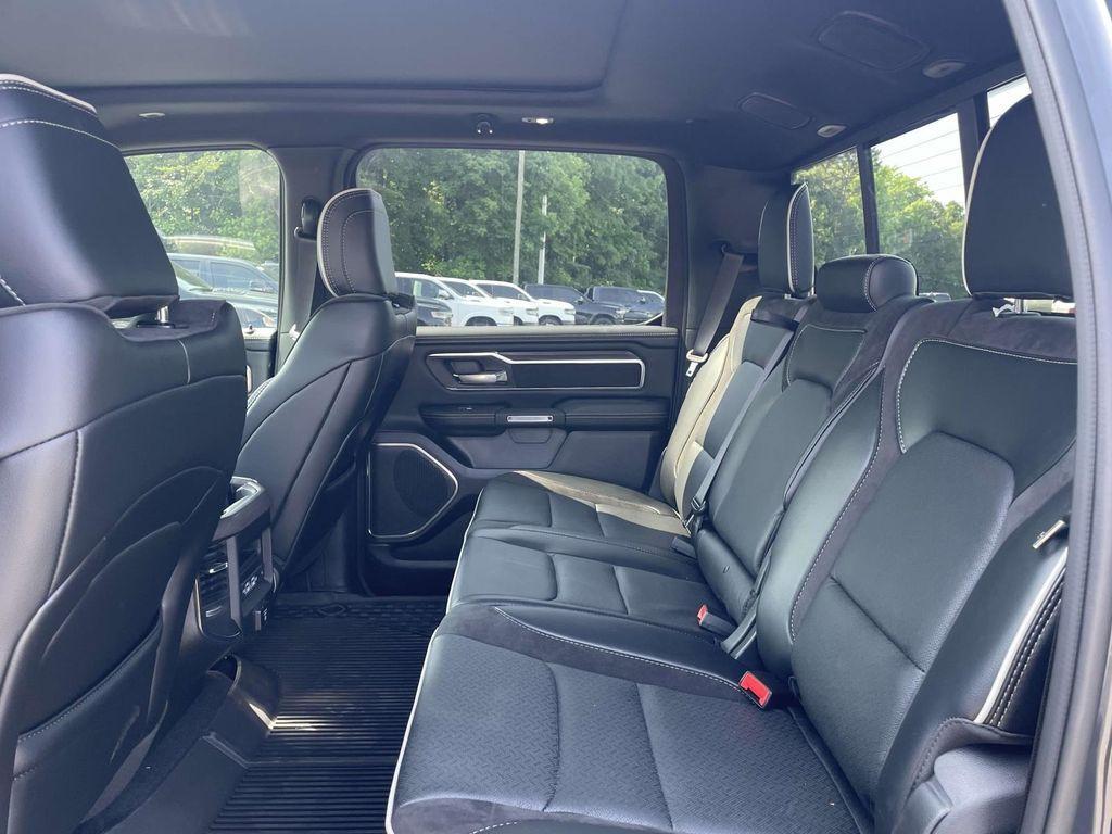new 2025 Ram 1500 car