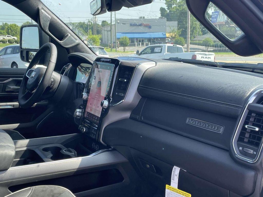 new 2025 Ram 1500 car