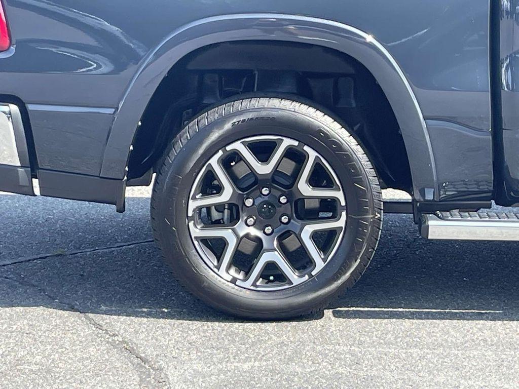 new 2025 Ram 1500 car