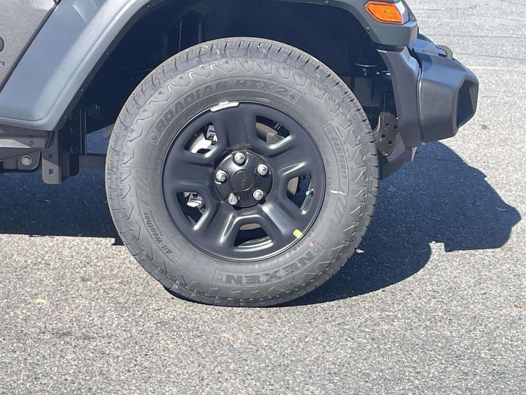 new 2026 Jeep Wrangler car, priced at $34,880