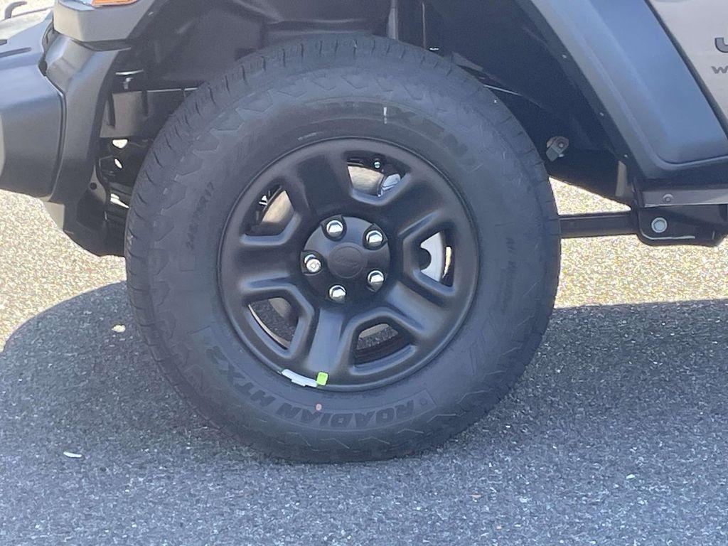 new 2026 Jeep Wrangler car, priced at $34,880