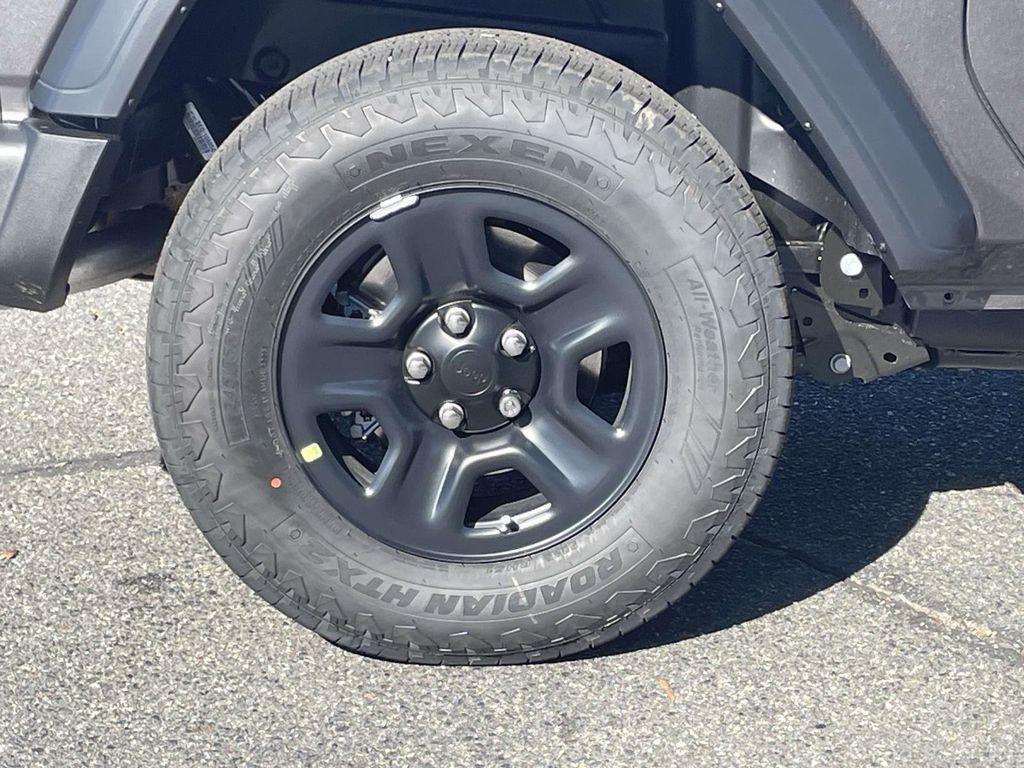 new 2026 Jeep Wrangler car, priced at $34,880