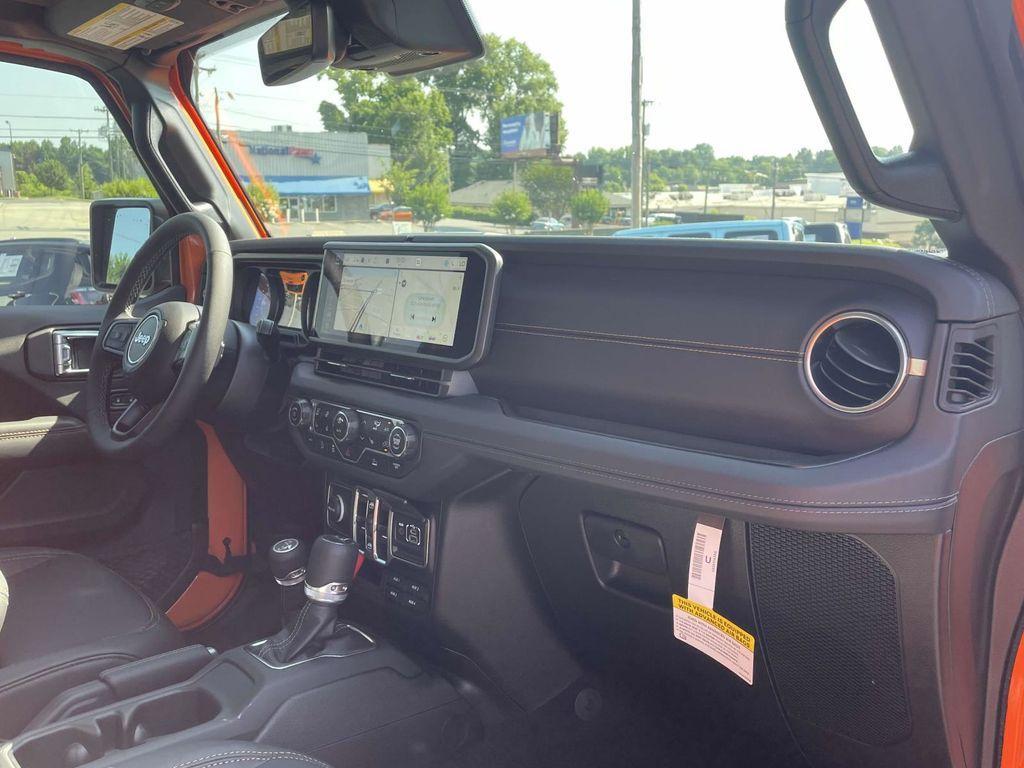 new 2025 Jeep Gladiator car, priced at $71,634