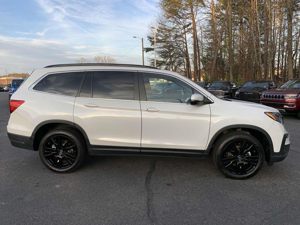 used 2022 Honda Pilot car, priced at $28,945