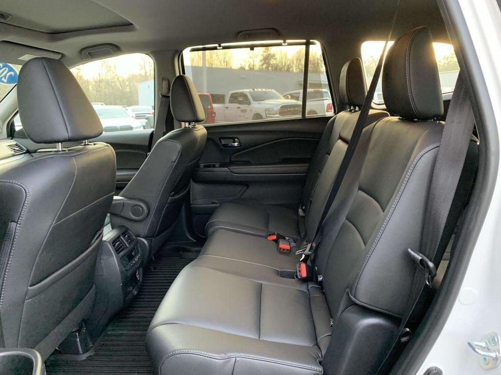 used 2022 Honda Pilot car, priced at $28,945