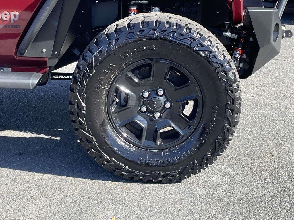 used 2022 Jeep Gladiator car, priced at $34,310