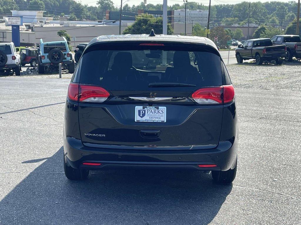 new 2025 Chrysler Voyager car, priced at $40,113