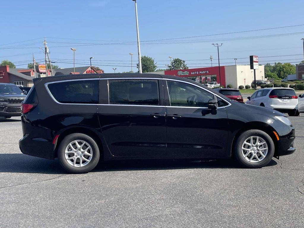 new 2025 Chrysler Voyager car, priced at $40,113