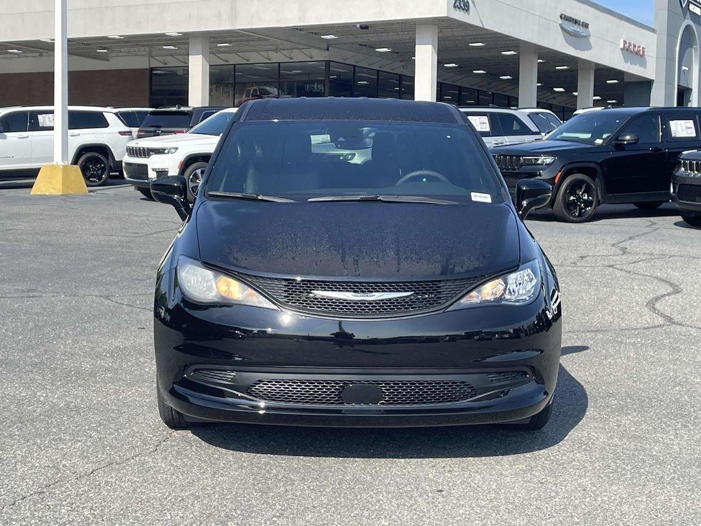 new 2025 Chrysler Voyager car, priced at $40,113