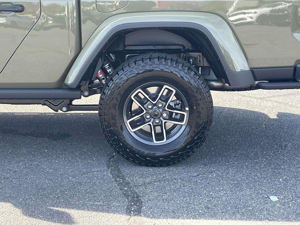 new 2025 Jeep Gladiator car, priced at $54,190