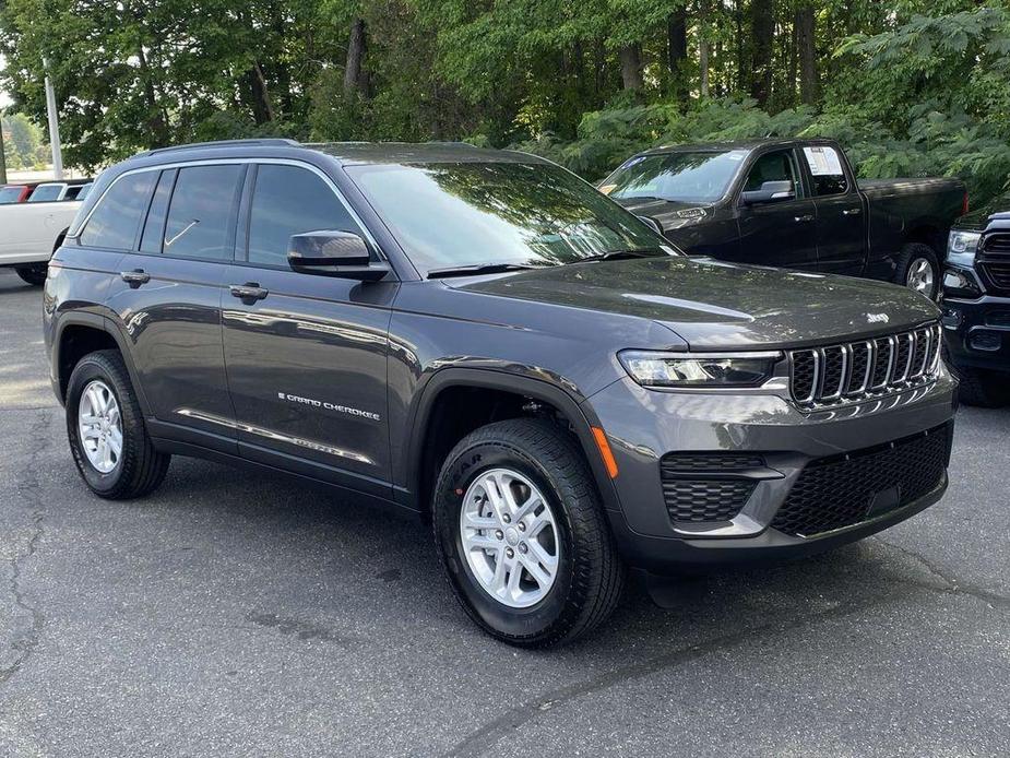 new 2024 Jeep Grand Cherokee car, priced at $35,815