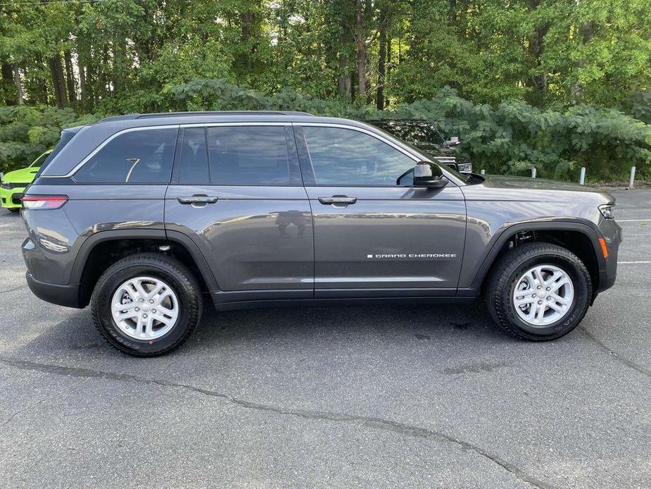 new 2024 Jeep Grand Cherokee car, priced at $35,815