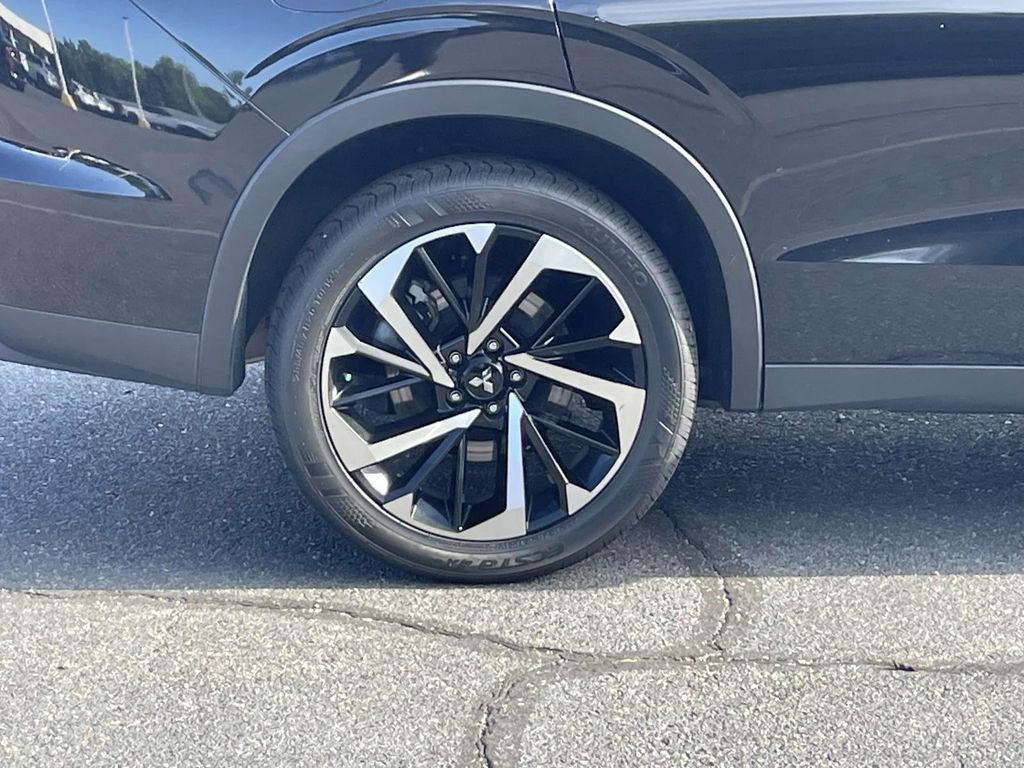 used 2022 Mitsubishi Outlander car, priced at $20,000