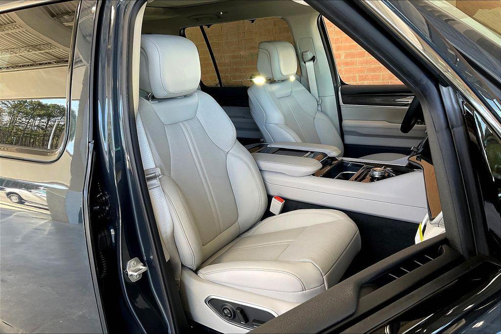 new 2024 Jeep Wagoneer car, priced at $71,575