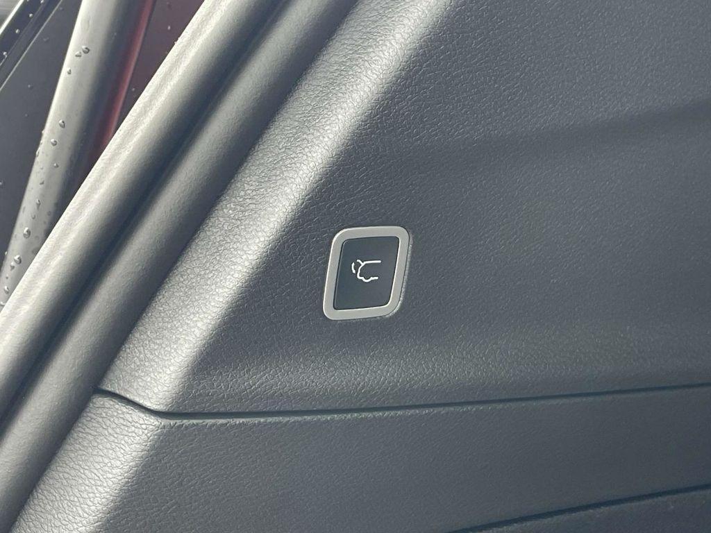 new 2025 Chrysler Pacifica car, priced at $43,970