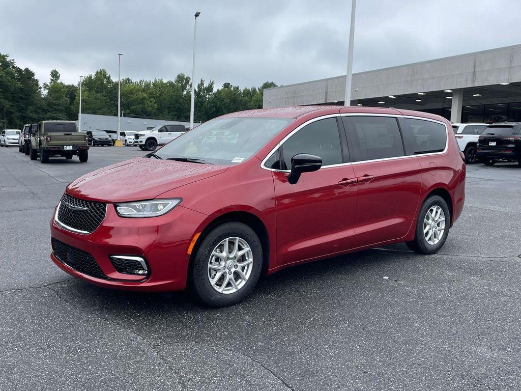 new 2025 Chrysler Pacifica car, priced at $43,970