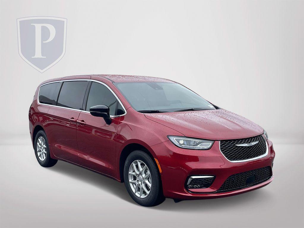 new 2025 Chrysler Pacifica car, priced at $43,970