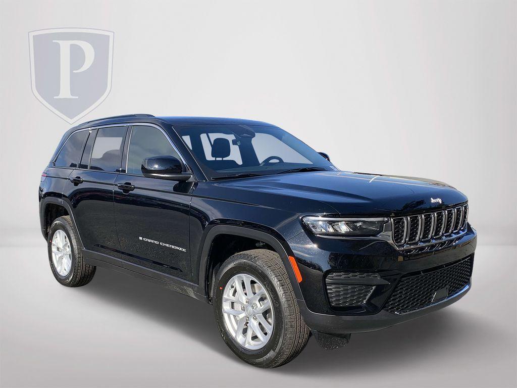 new 2025 Jeep Grand Cherokee car, priced at $37,720