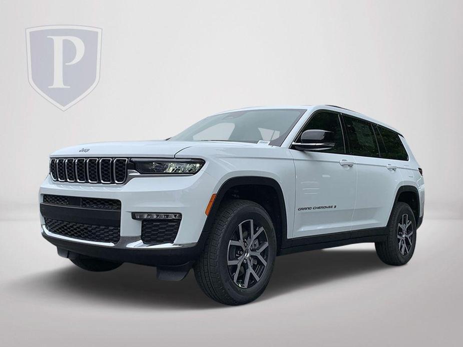 new 2024 Jeep Grand Cherokee L car, priced at $44,700