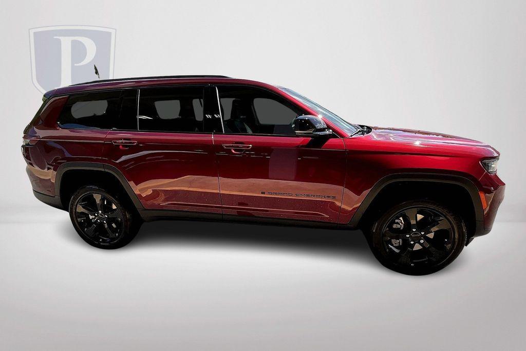 new 2024 Jeep Grand Cherokee L car, priced at $43,425