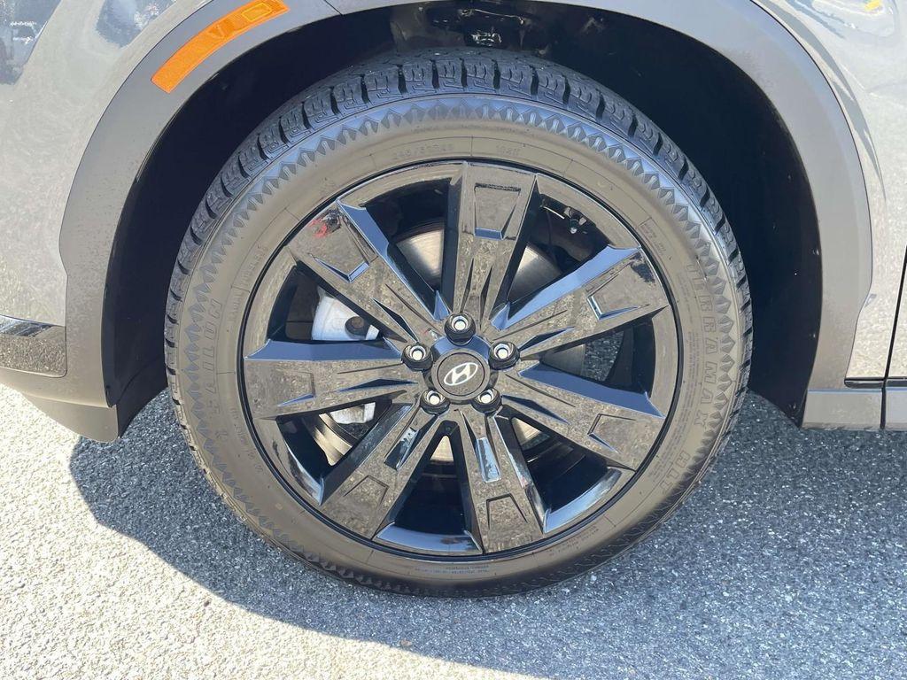 used 2024 Hyundai Palisade car, priced at $35,904