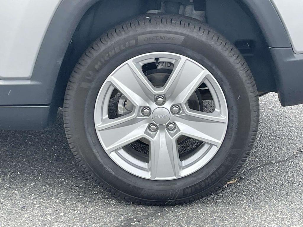 used 2022 Jeep Compass car, priced at $18,000