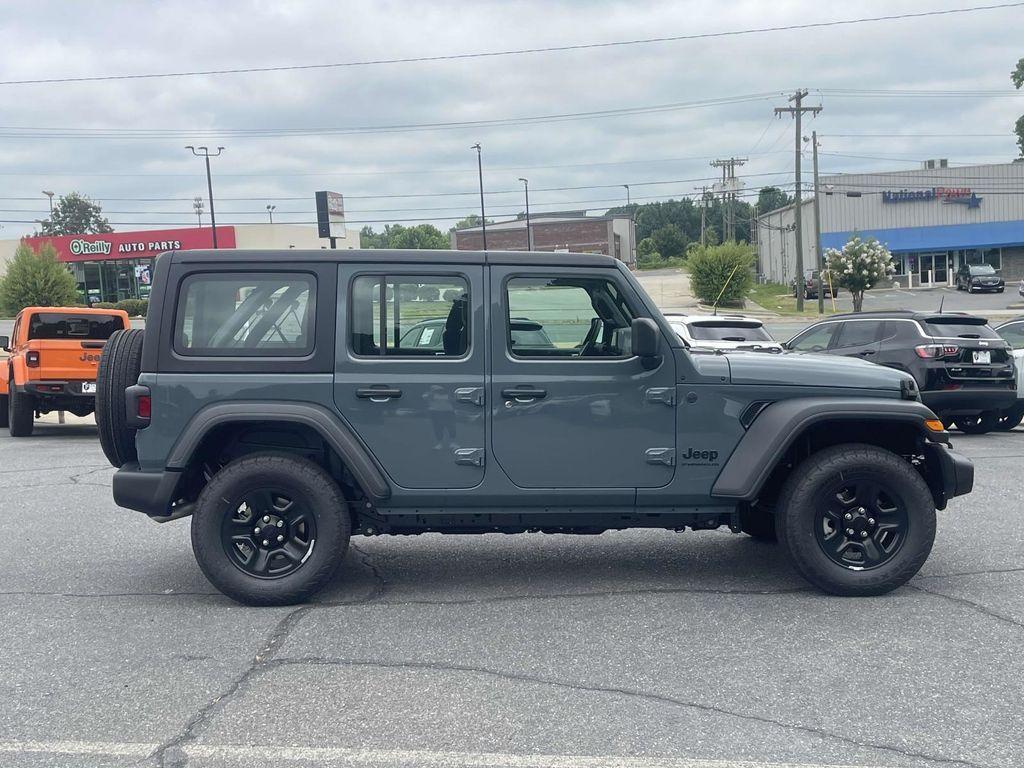new 2025 Jeep Wrangler car, priced at $37,819