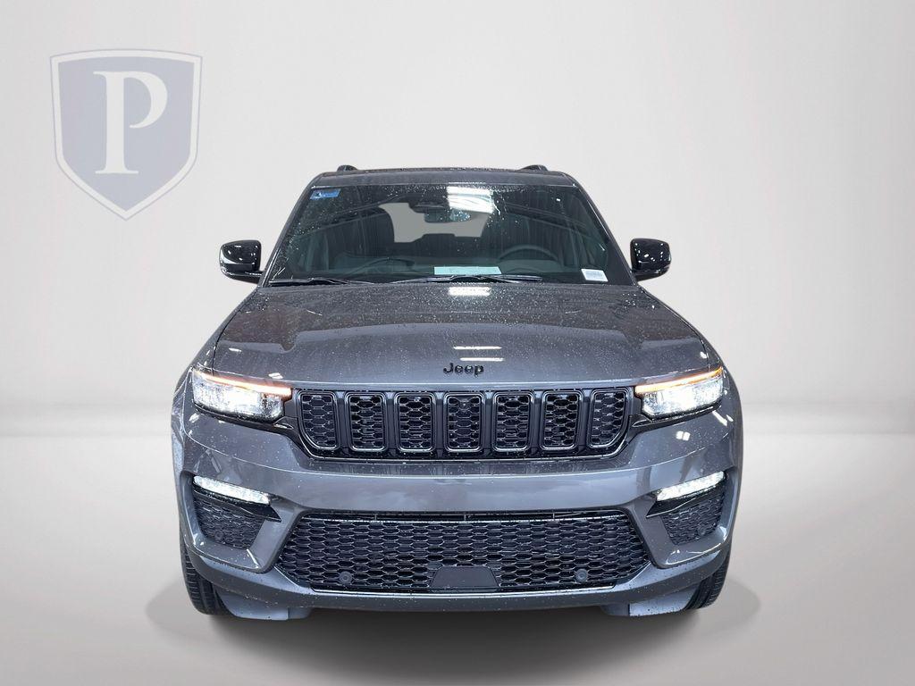 new 2025 Jeep Grand Cherokee car, priced at $48,405