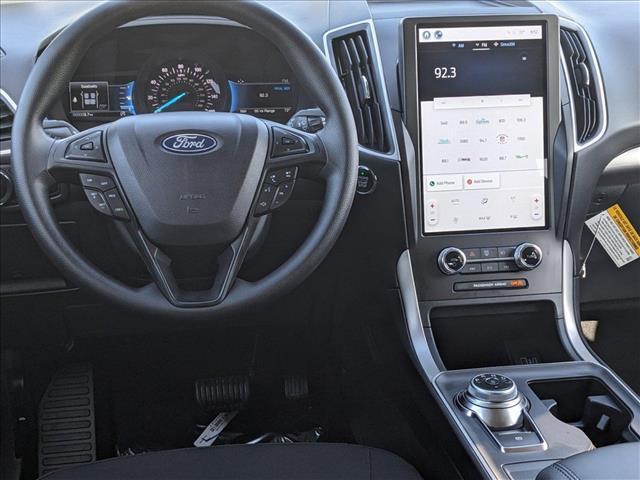 new 2024 Ford Edge car, priced at $33,882