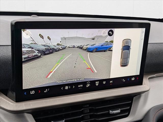 new 2025 Ford Explorer car, priced at $39,998