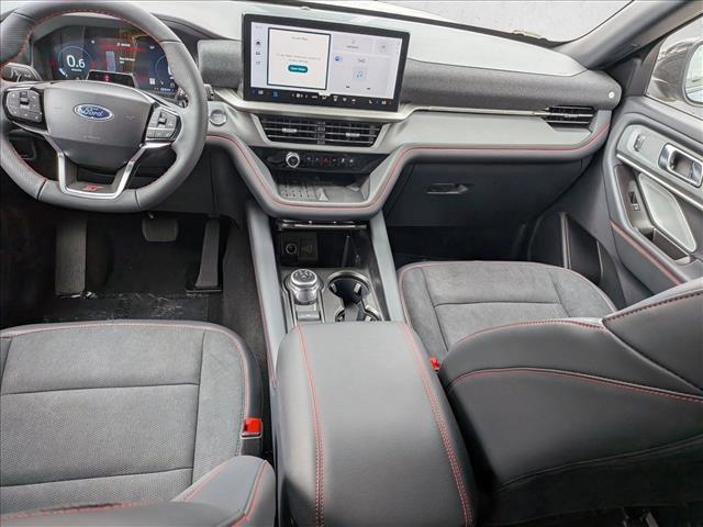 new 2025 Ford Explorer car, priced at $59,998