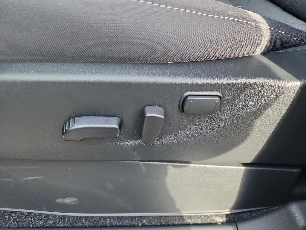 new 2026 Nissan Frontier car, priced at $41,585