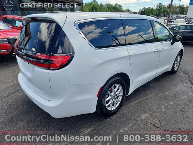used 2024 Chrysler Pacifica car, priced at $28,495