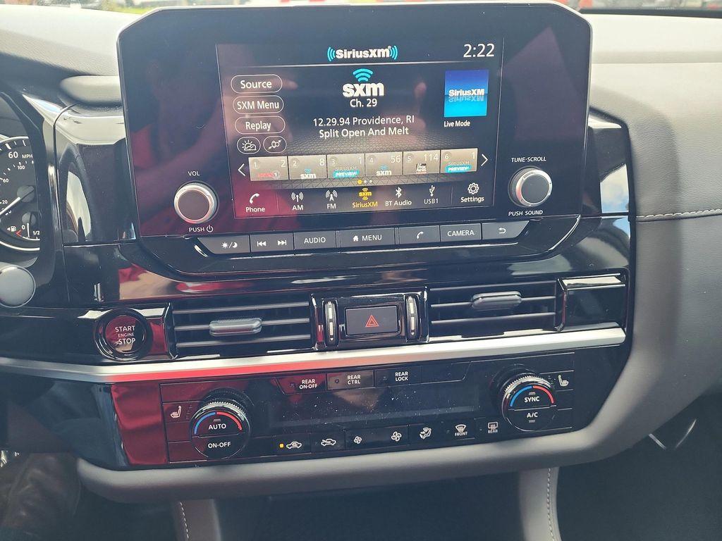 new 2025 Nissan Pathfinder car, priced at $38,165