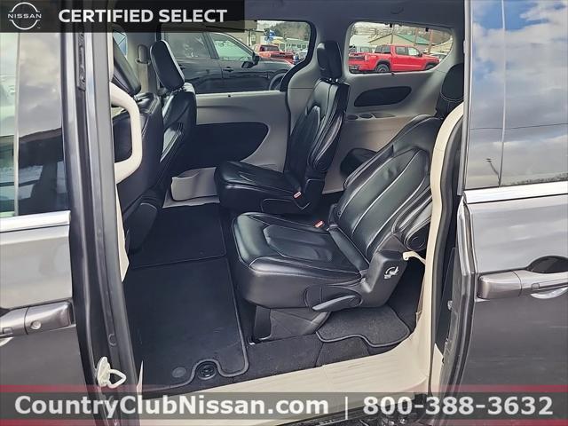 used 2022 Chrysler Pacifica car, priced at $20,995