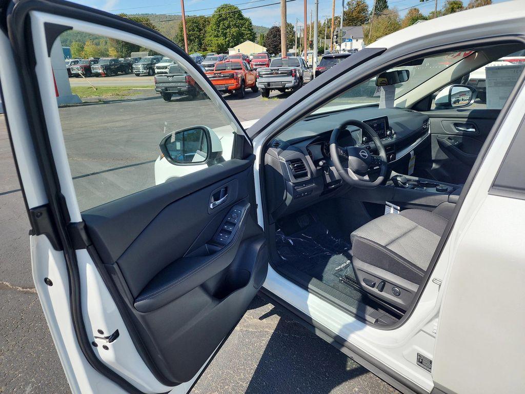 new 2026 Nissan Rogue car, priced at $31,050