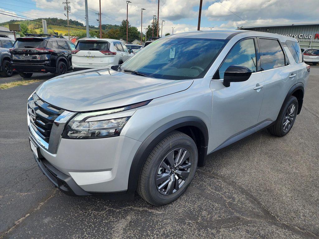 new 2025 Nissan Pathfinder car, priced at $34,665