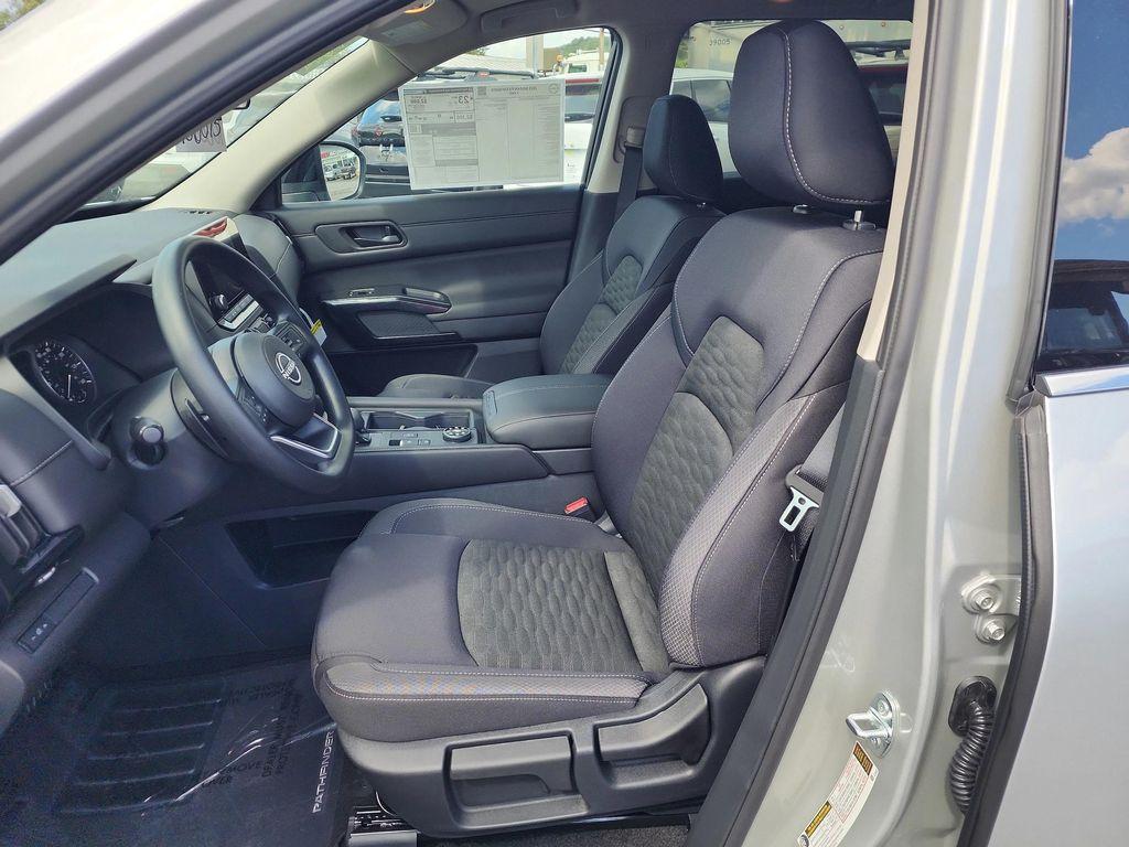 new 2025 Nissan Pathfinder car, priced at $34,665