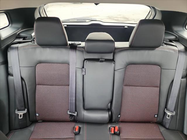 new 2025 Nissan Kicks car, priced at $32,275